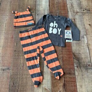 Gerber Organic Cotton baby boys footed pant long sleeve shirt and hat Pajama set